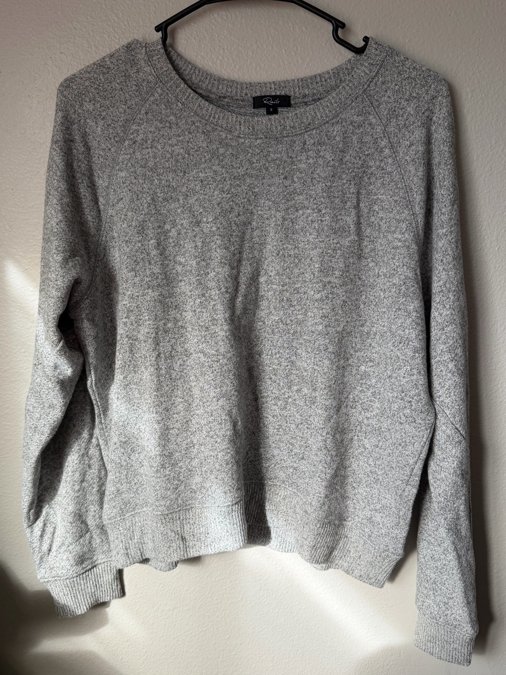 Rails Heather Gray Crewneck Sweater Women’s Small Capsule Wardrobe